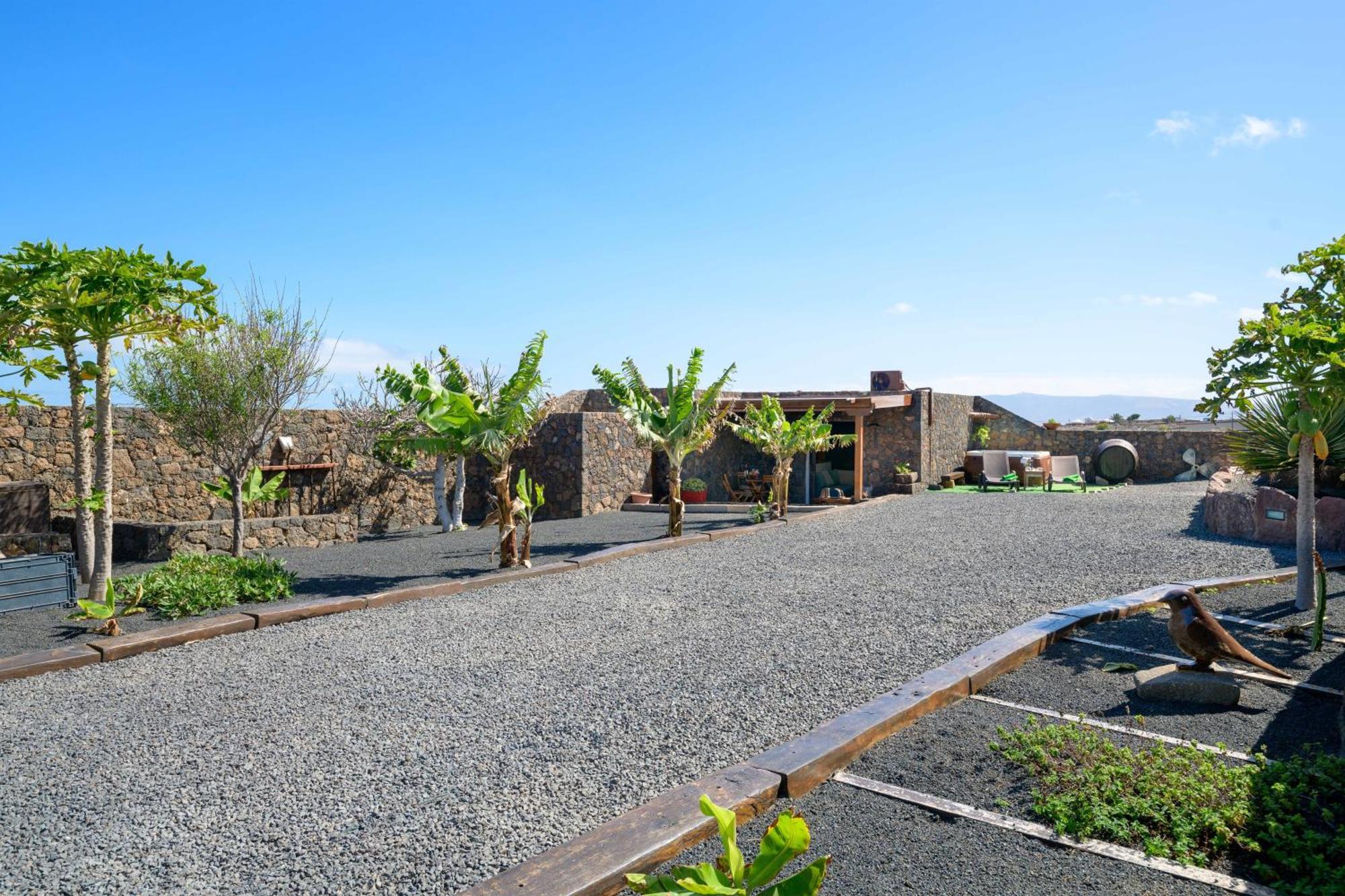 Apartamento Los 4 Nobles Tinajo Exterior photo