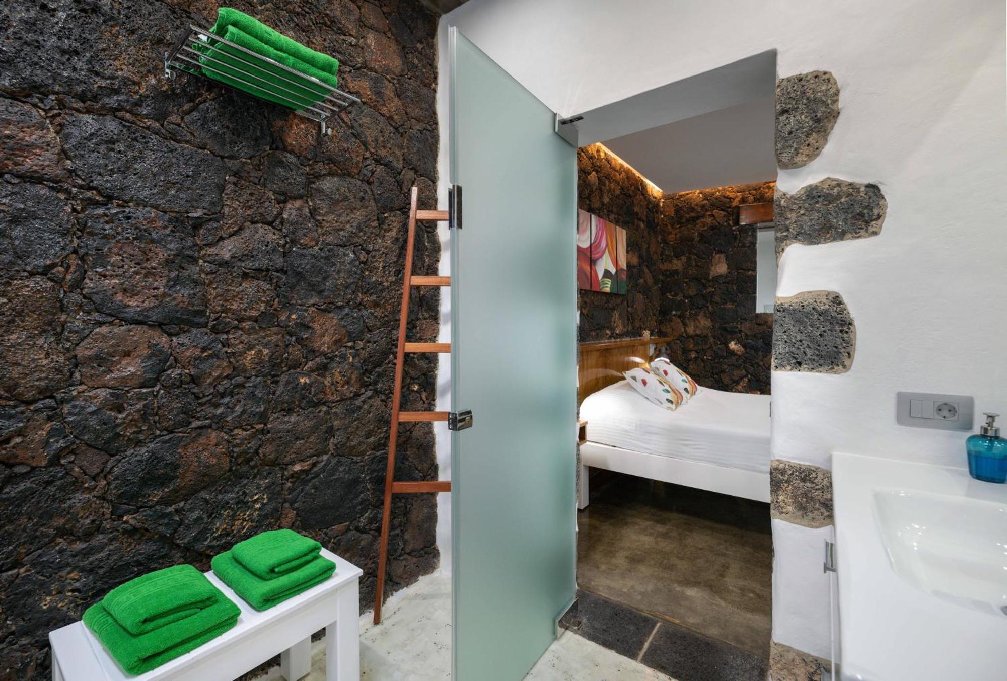 Apartamento Los 4 Nobles Tinajo Exterior photo